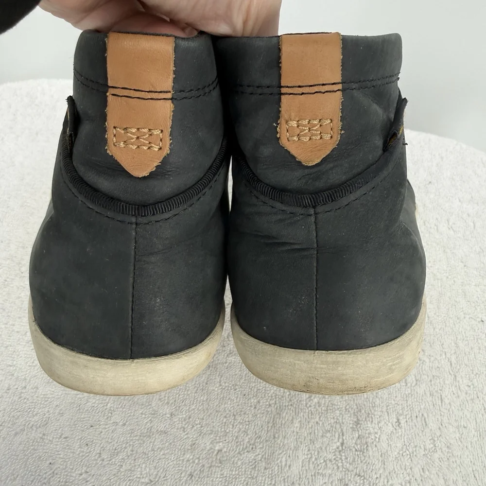 Teva Willow Chukka Sneaker Black Leather High Top Shoe Women's Size 9.5